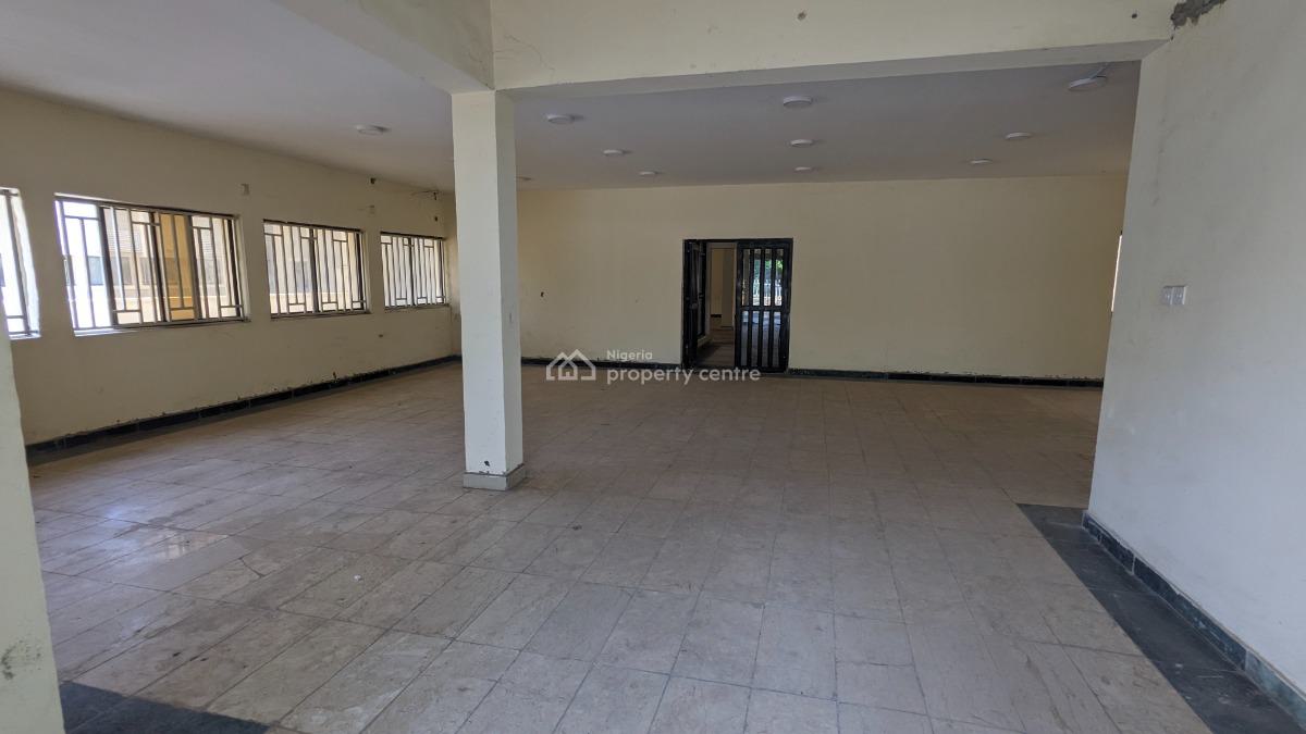 a Commercial Office Building, Comacial Area, Maitama District, Abuja, Office Space for Rent