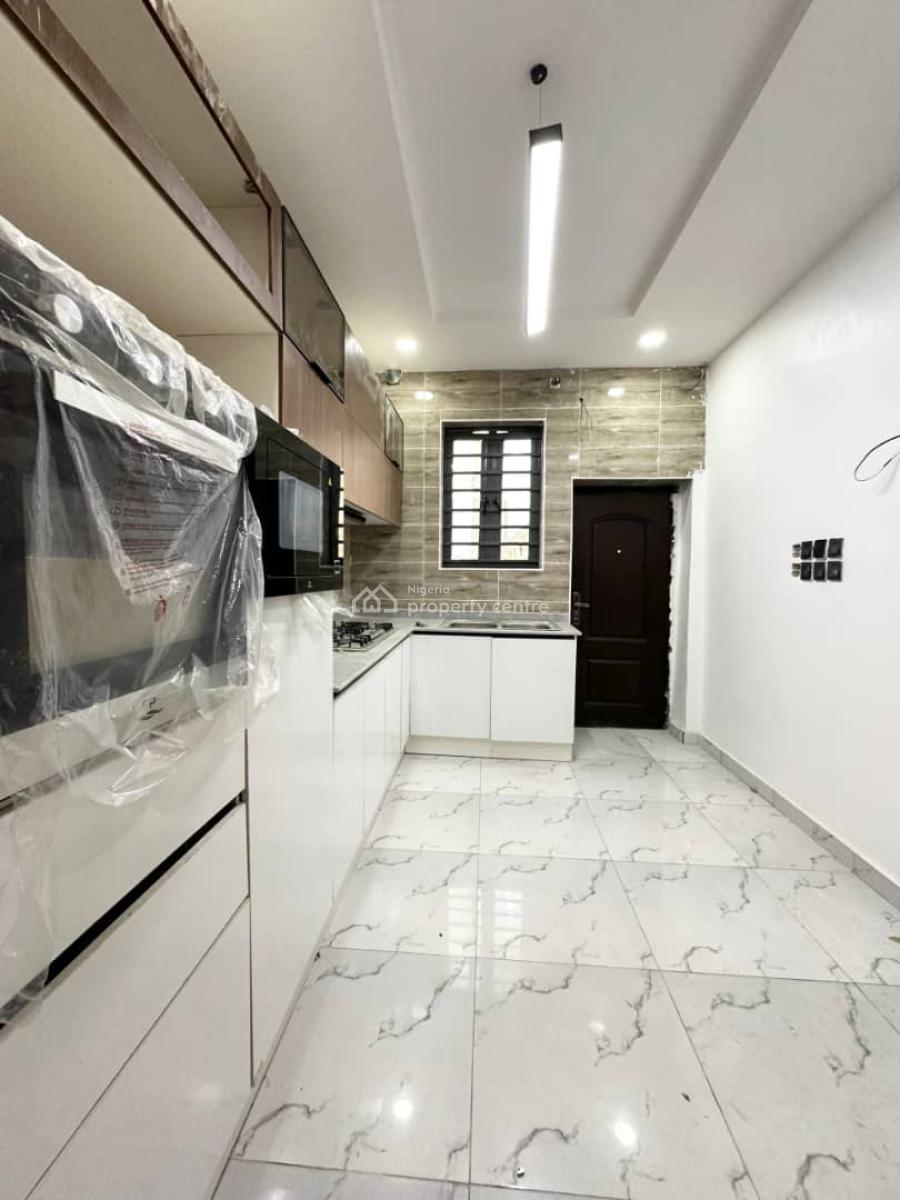Newly Built Contemporary 4 Bedrooms Terrace, Chevron Drive, Chevron, Lekki, Lagos, Terraced Duplex for Sale