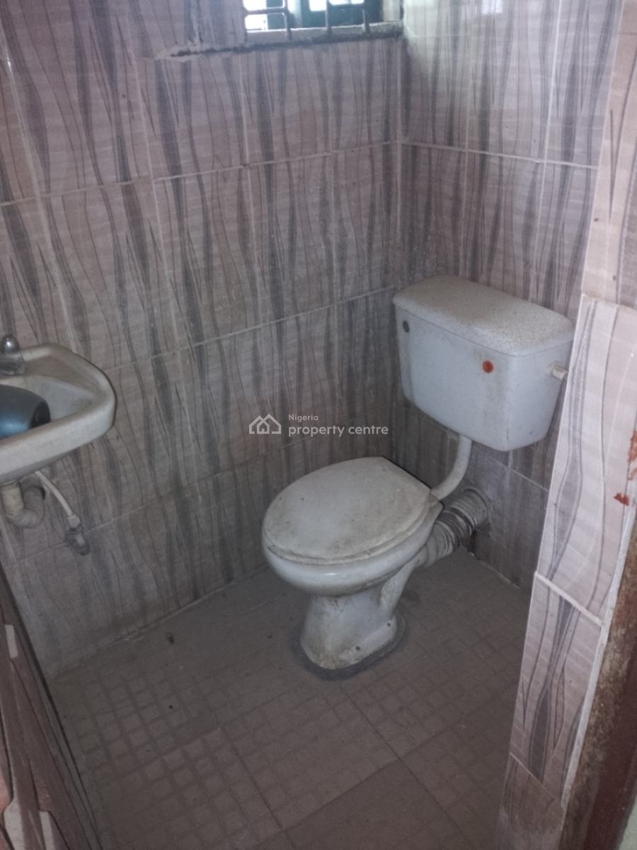 4 Units of 2 Bedrooms Bungalow, Off Oreta Road, Igbogbo, Ikorodu, Lagos, Block of Flats for Sale