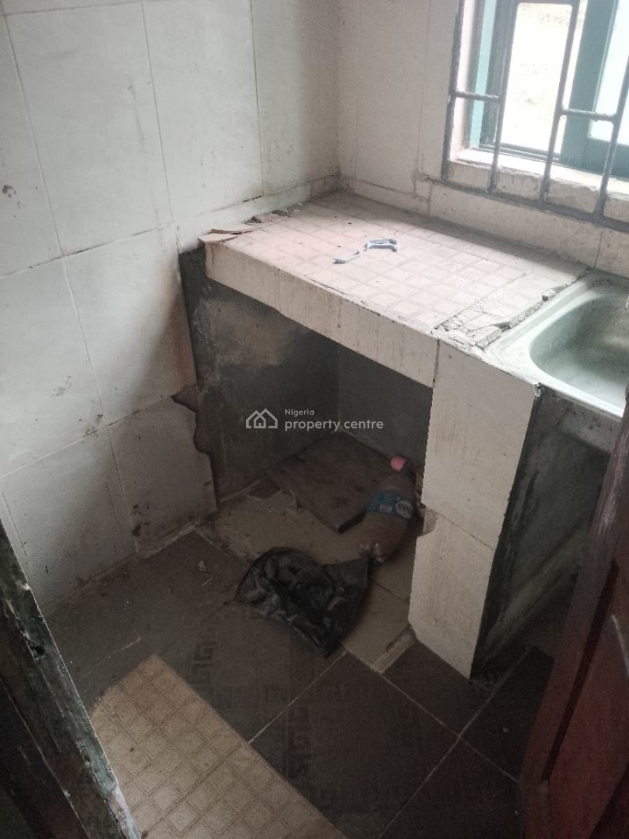 4 Units of 2 Bedrooms Bungalow, Off Oreta Road, Igbogbo, Ikorodu, Lagos, Block of Flats for Sale