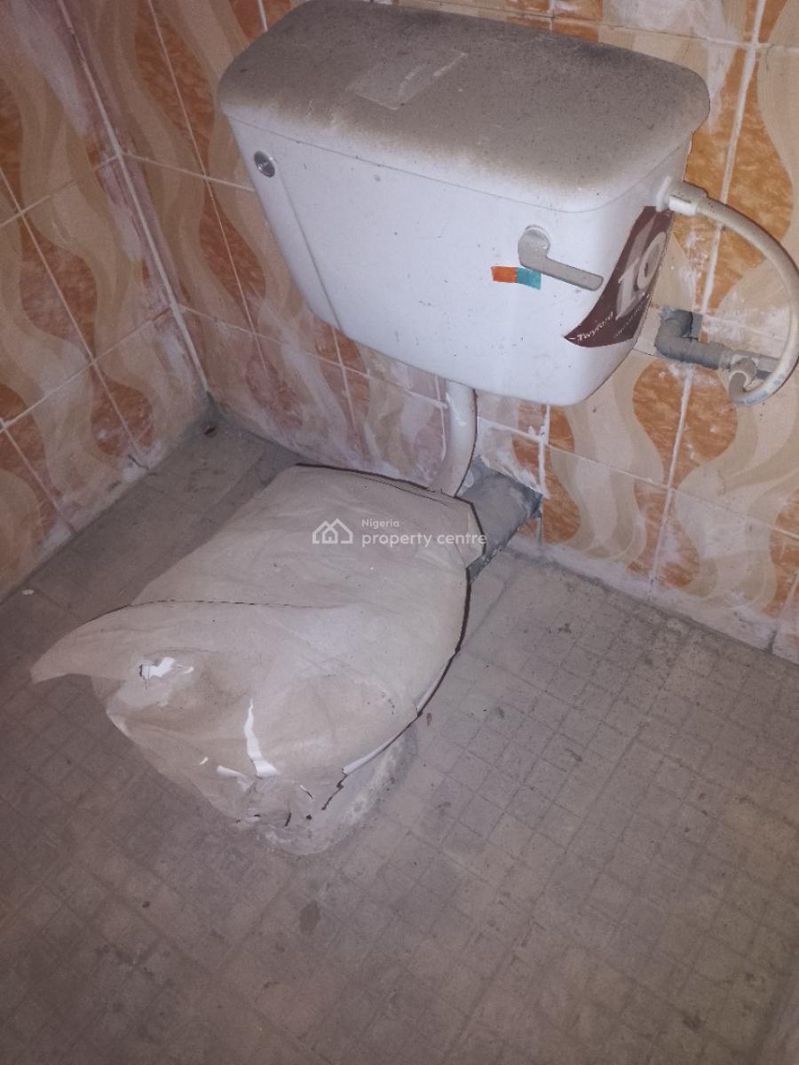 4 Units of 2 Bedrooms Bungalow, Off Oreta Road, Igbogbo, Ikorodu, Lagos, Block of Flats for Sale