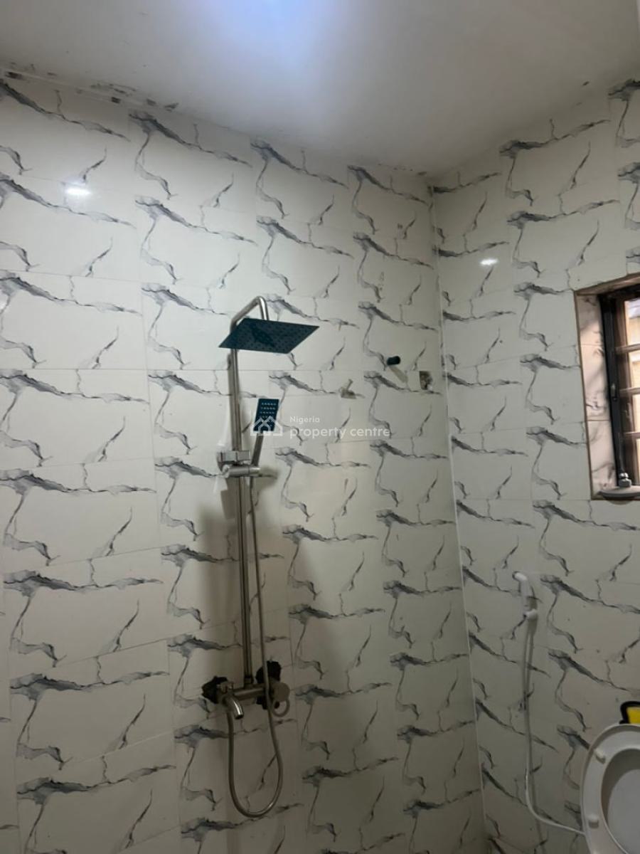 2 Bedroom Block of Flats, Green Leaf Estate Off Ebute Igbogbo Road, Ikorodu, Lagos, Block of Flats for Sale