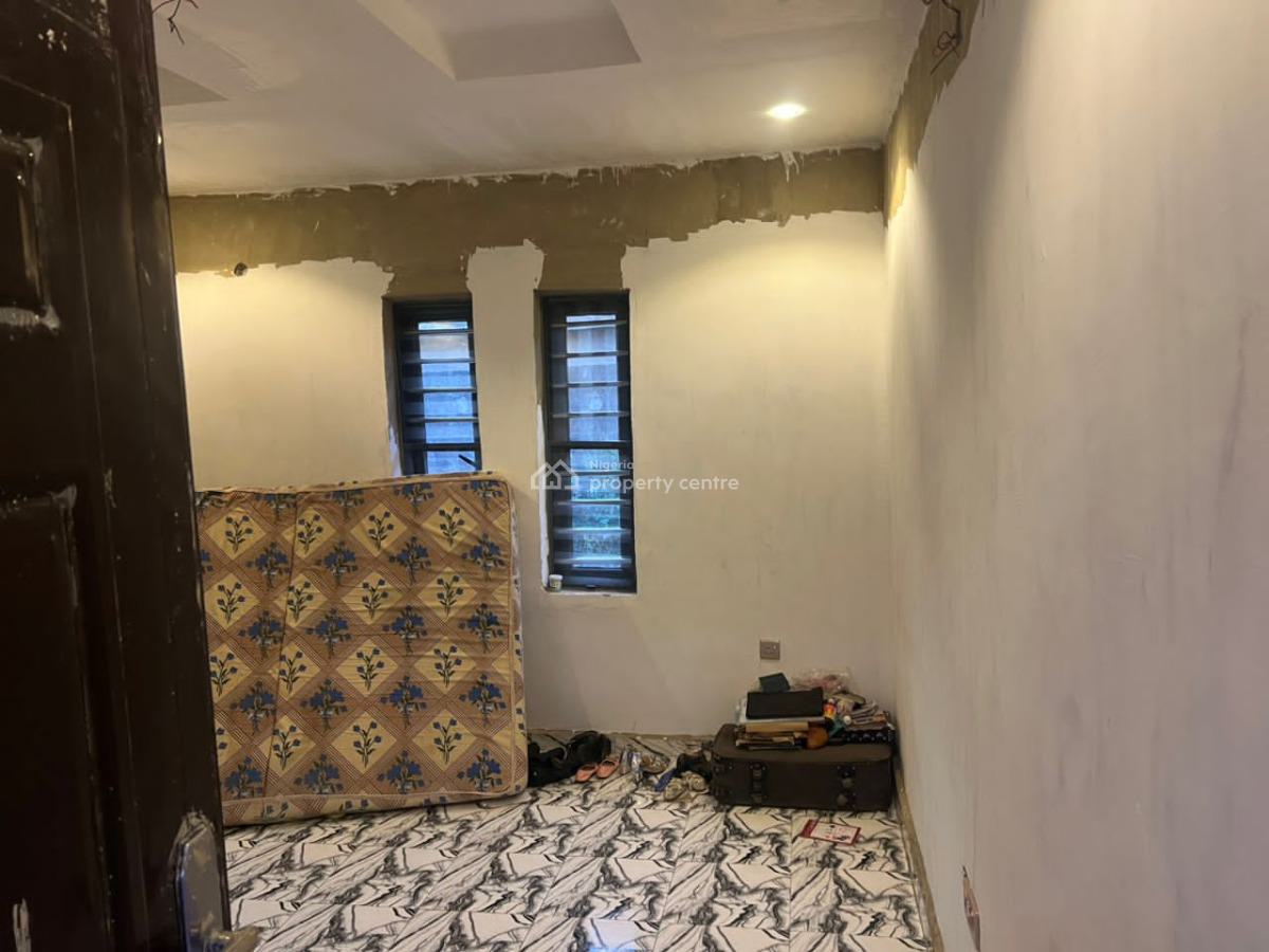 2 Bedroom Block of Flats, Green Leaf Estate Off Ebute Igbogbo Road, Ikorodu, Lagos, Block of Flats for Sale