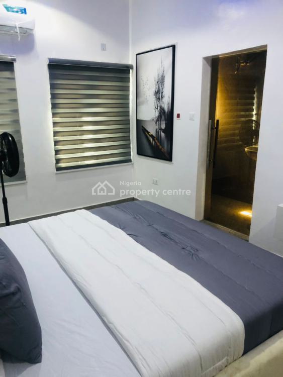 Cozy 2 Bedrooms, Lekki Peninsula, Ajah, Lagos, Flat / Apartment Short Let