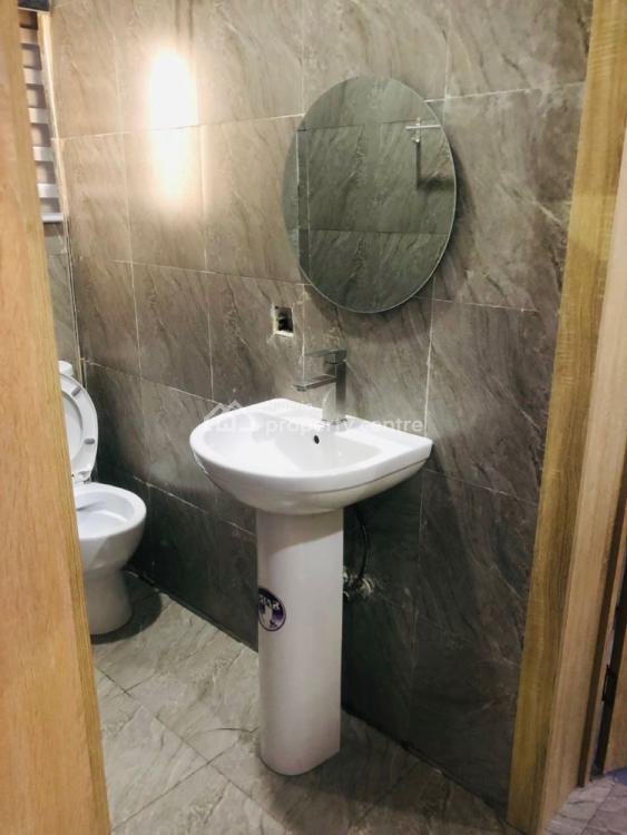 Cozy 2 Bedrooms, Lekki Peninsula, Ajah, Lagos, Flat / Apartment Short Let