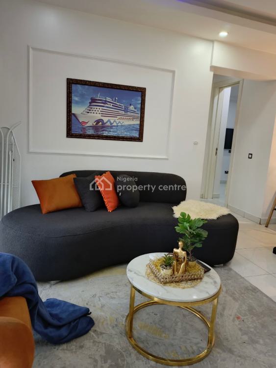 Standard 2 Bedroom, Emiola Mews Opposite Abiola Court 12 Chief Orefamiwo Street Kushenla, Ikate, Lekki, Lagos, House Short Let