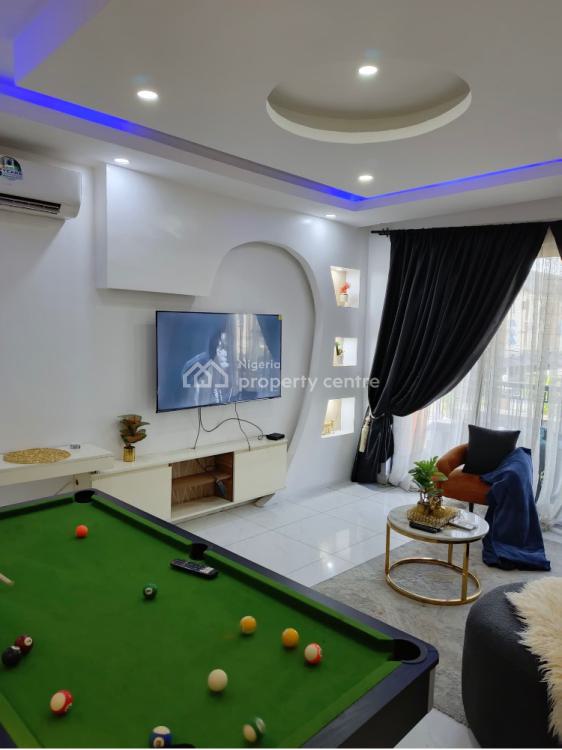 Standard 2 Bedroom, Emiola Mews Opposite Abiola Court 12 Chief Orefamiwo Street Kushenla, Ikate, Lekki, Lagos, House Short Let