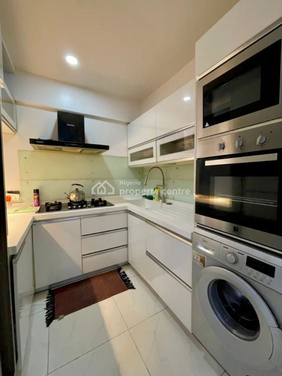 Standard 2 Bedroom, Emiola Mews Opposite Abiola Court 12 Chief Orefamiwo Street Kushenla, Ikate, Lekki, Lagos, House Short Let