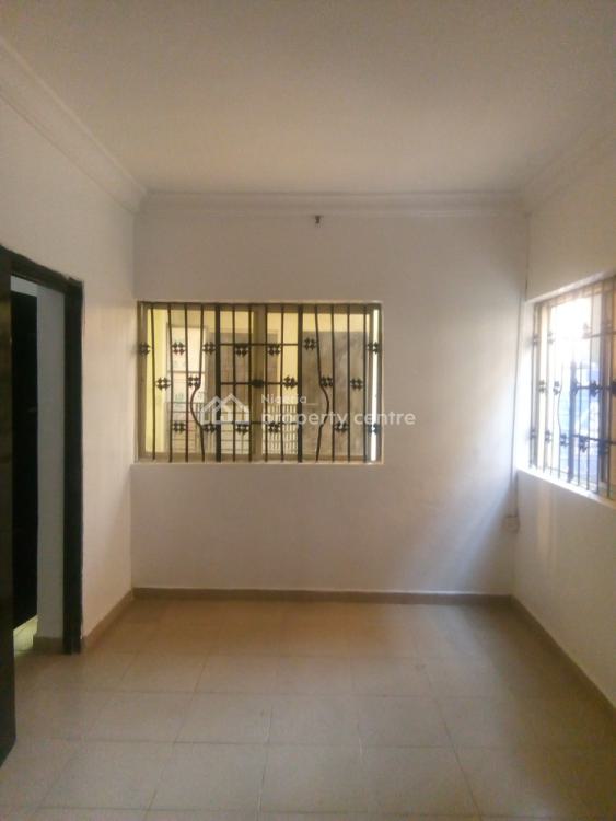 2 Bedroom, Shangisha, Gra Phase 2, Magodo, Lagos, Flat / Apartment for Rent