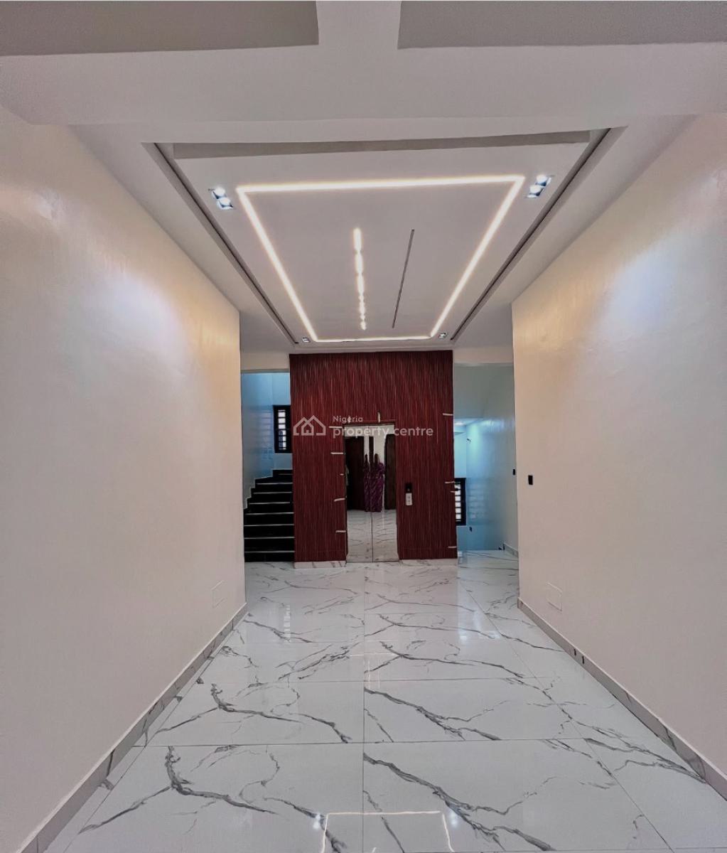 Fully Serviced 3 Bedroom Apartments with Elevator, Swimming Pool,, Lekki Phase 1, Lekki, Lagos, Flat / Apartment for Sale
