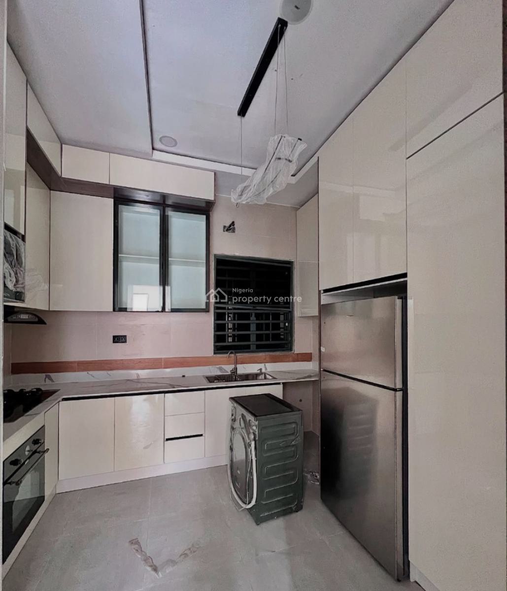 Fully Serviced 3 Bedroom Apartments with Elevator, Swimming Pool,, Lekki Phase 1, Lekki, Lagos, Flat / Apartment for Sale