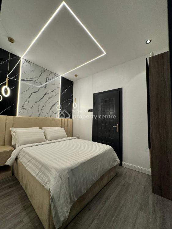 Luxury 1 Bedroom with Standard Facilities, Ibiyinka Salvador, Off Africa Lane, Lekki Phase 1, Lekki, Lagos, Flat / Apartment Short Let