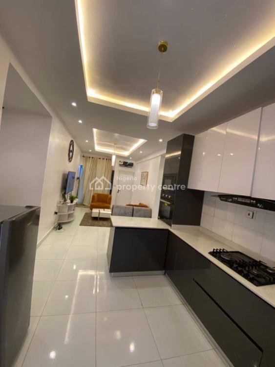 Luxury 2 Bedrooms Apartment in Beautiful Location, Ologolo, Lekki Phase 1, Lekki, Lagos, Flat / Apartment Short Let