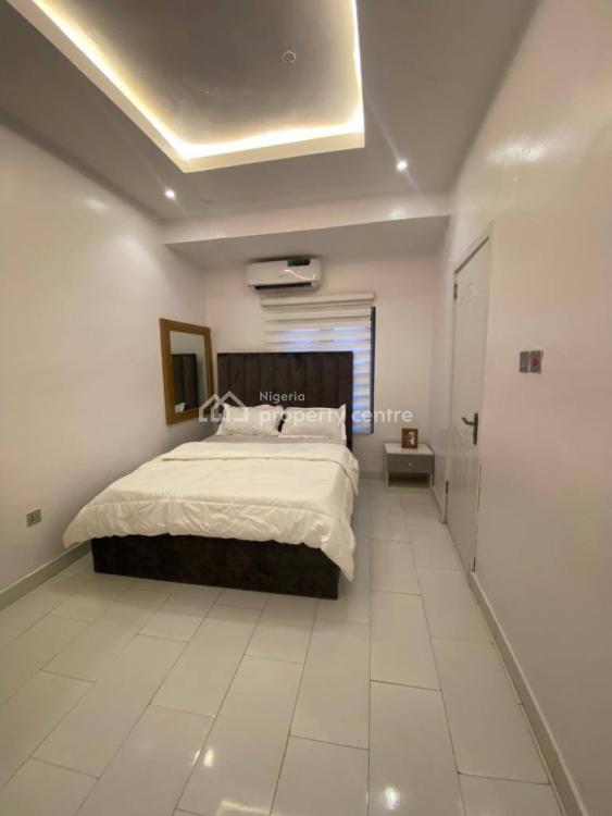 Luxury 2 Bedrooms Apartment in Beautiful Location, Ologolo, Lekki Phase 1, Lekki, Lagos, Flat / Apartment Short Let