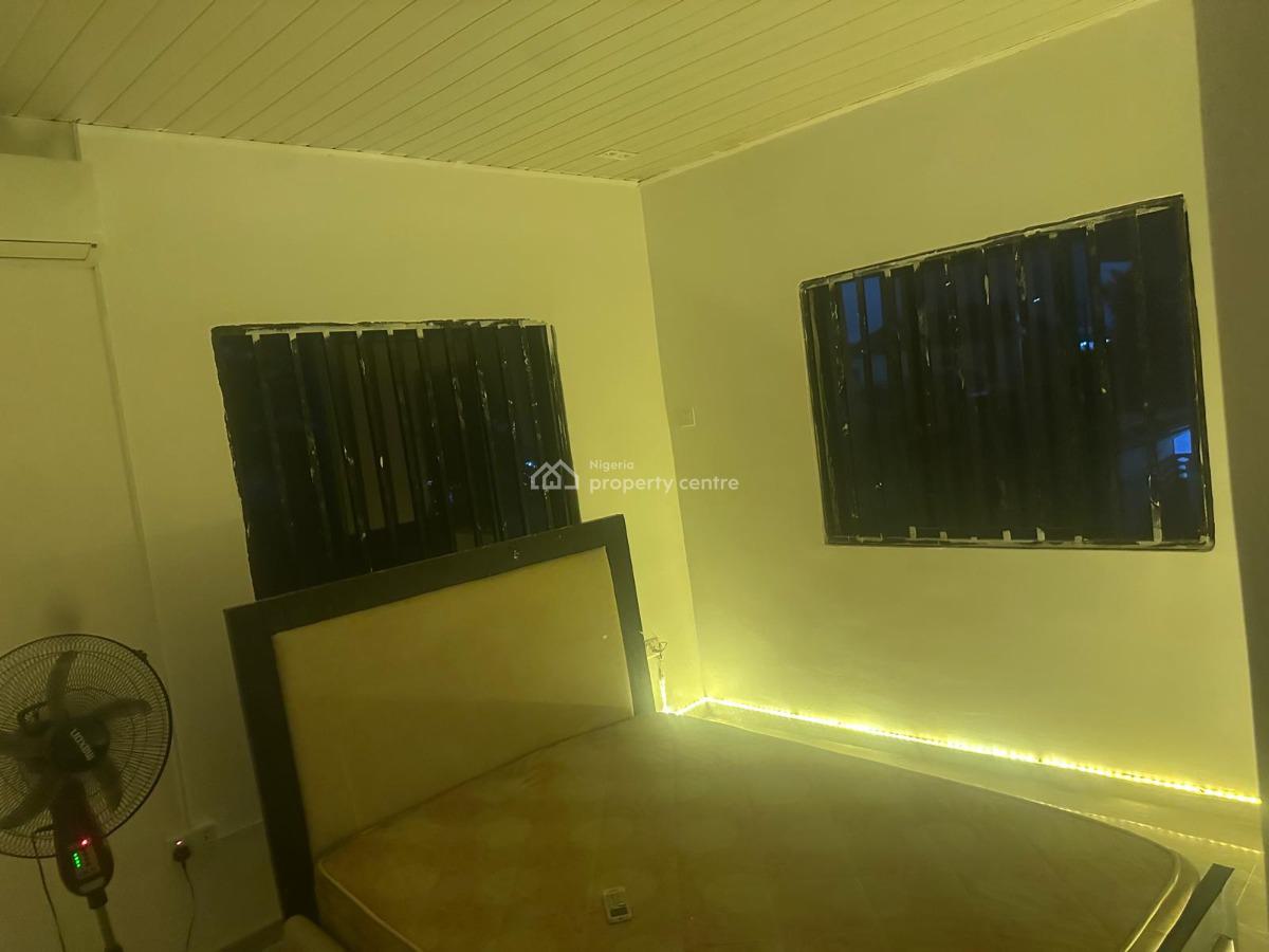 Fully Service & Half Furnished Shared Apartment, Off Palace Road, Oniru, Victoria Island (vi), Lagos, Self Contain (single Rooms) for Rent
