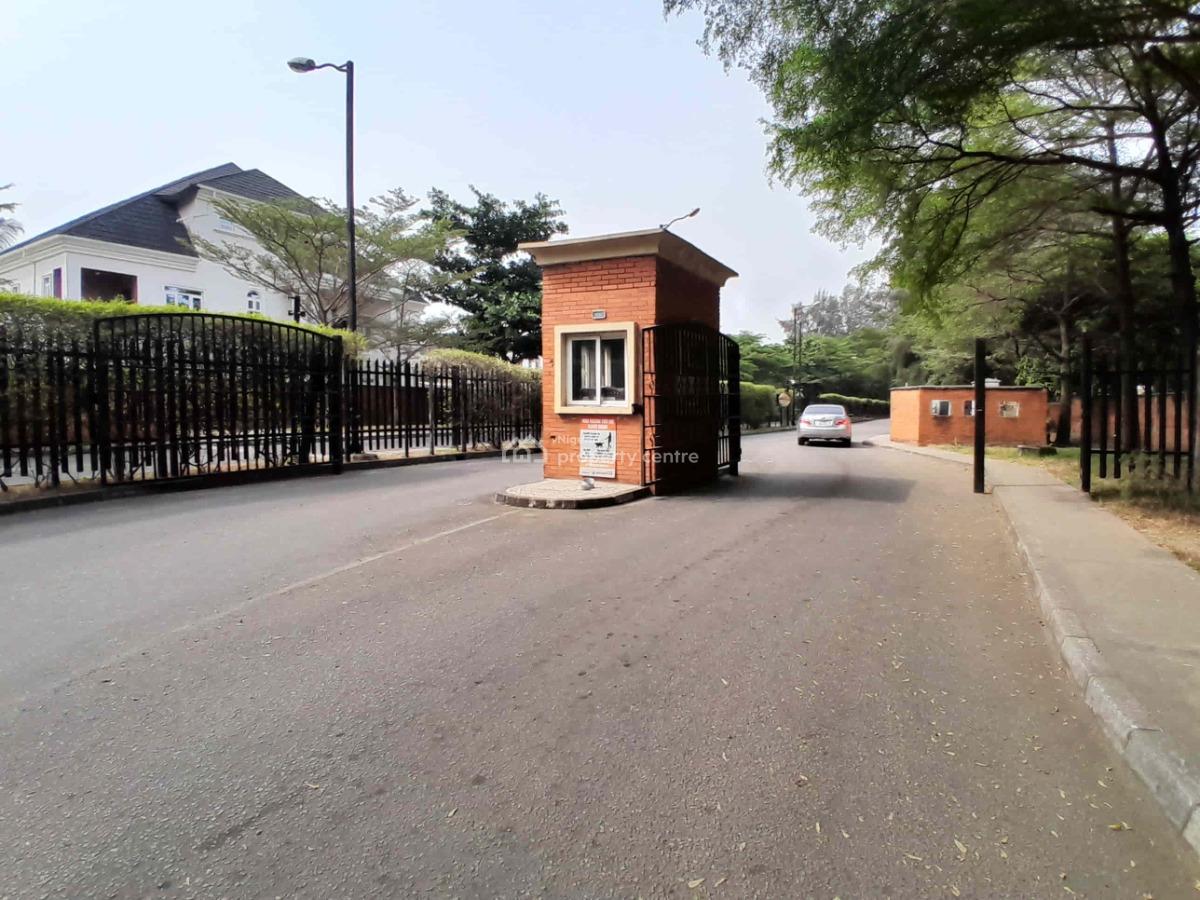 5 Bedrooms Detached Duplex with 2 Rooms Bq Sitting on 850sqm Land, Carlton Gate Estate, Chevron Drive, Lekki, Lagos, Detached Duplex for Sale