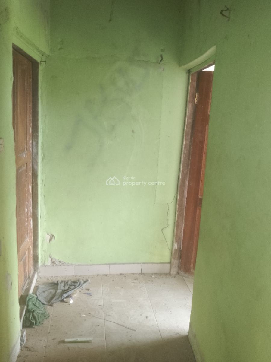 3 Bedroom Bungalow with Bq, Maternity Off Bayeku Road, Igbogbo, Ikorodu, Lagos, Detached Bungalow for Sale