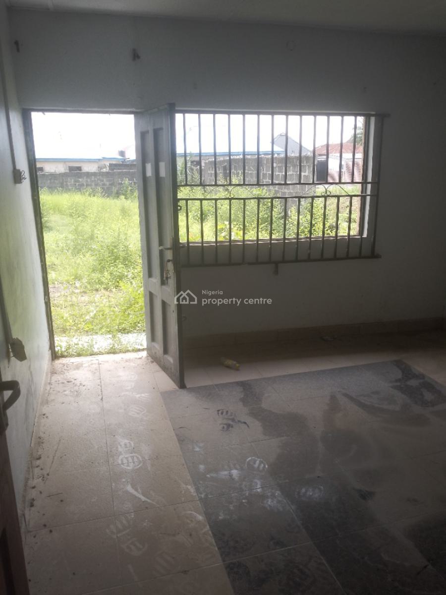 3 Bedroom Bungalow with Bq, Maternity Off Bayeku Road, Igbogbo, Ikorodu, Lagos, Detached Bungalow for Sale