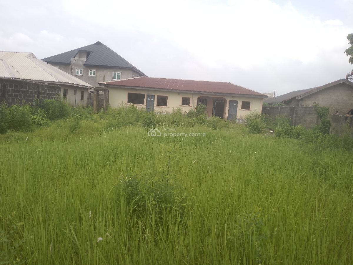 3 Bedroom Bungalow with Bq, Maternity Off Bayeku Road, Igbogbo, Ikorodu, Lagos, Detached Bungalow for Sale
