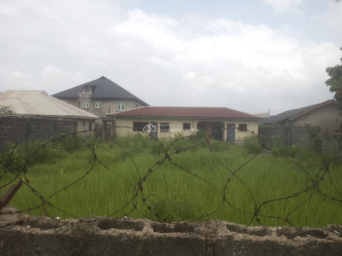 3 Bedroom Bungalow with Bq, Maternity Off Bayeku Road, Igbogbo, Ikorodu, Lagos, Detached Bungalow for Sale