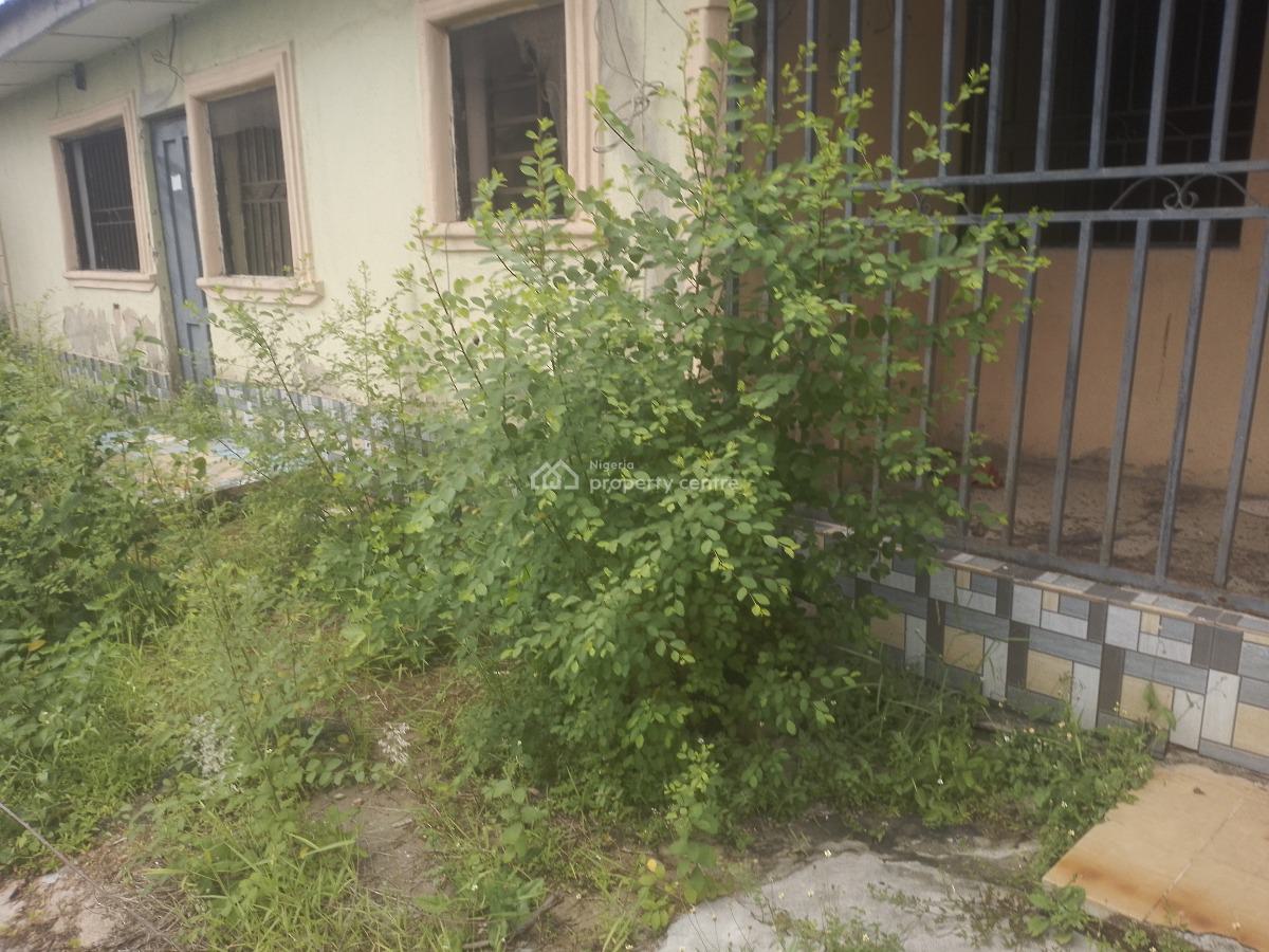 3 Bedroom Bungalow with Bq, Maternity Off Bayeku Road, Igbogbo, Ikorodu, Lagos, Detached Bungalow for Sale