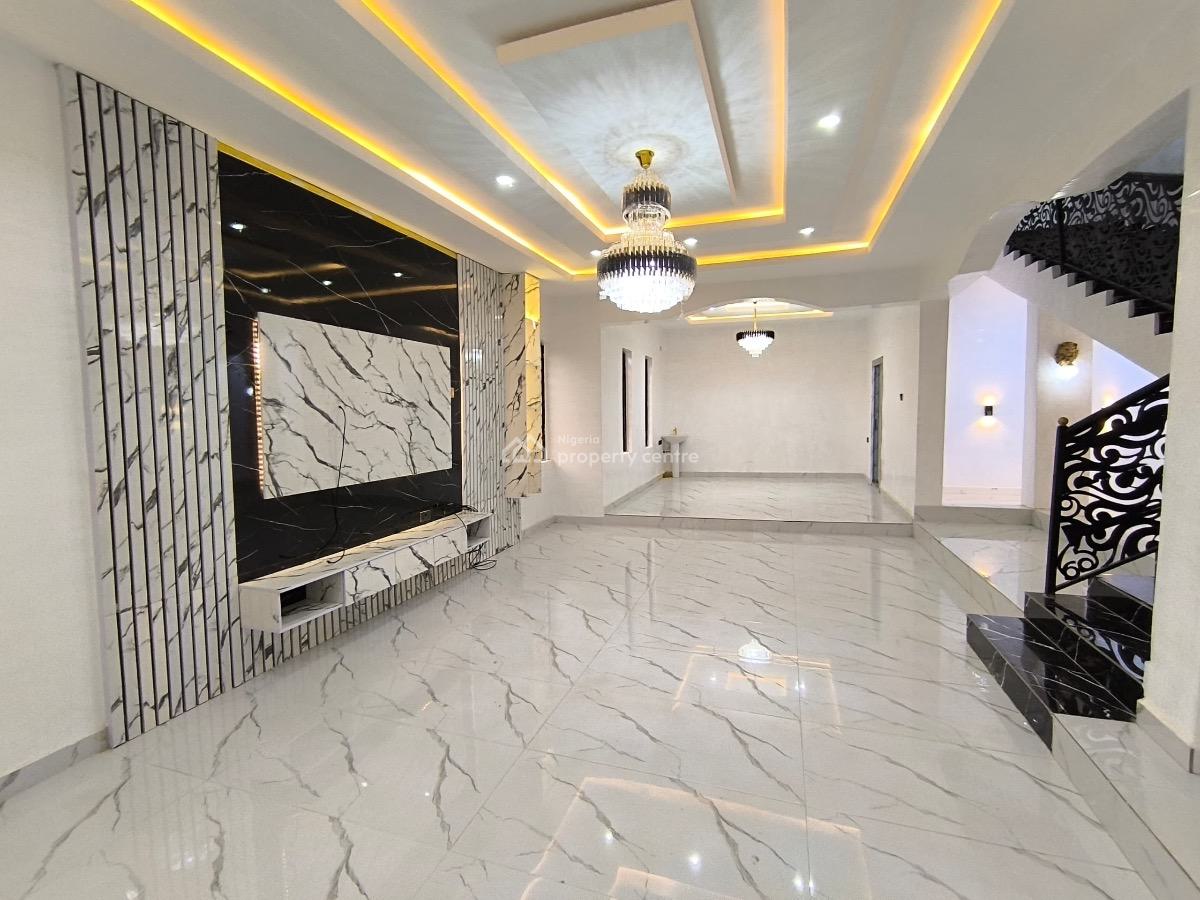 6 Bedroom Duplex in a Secured Estate, Awka, Anambra, Detached Duplex for Sale
