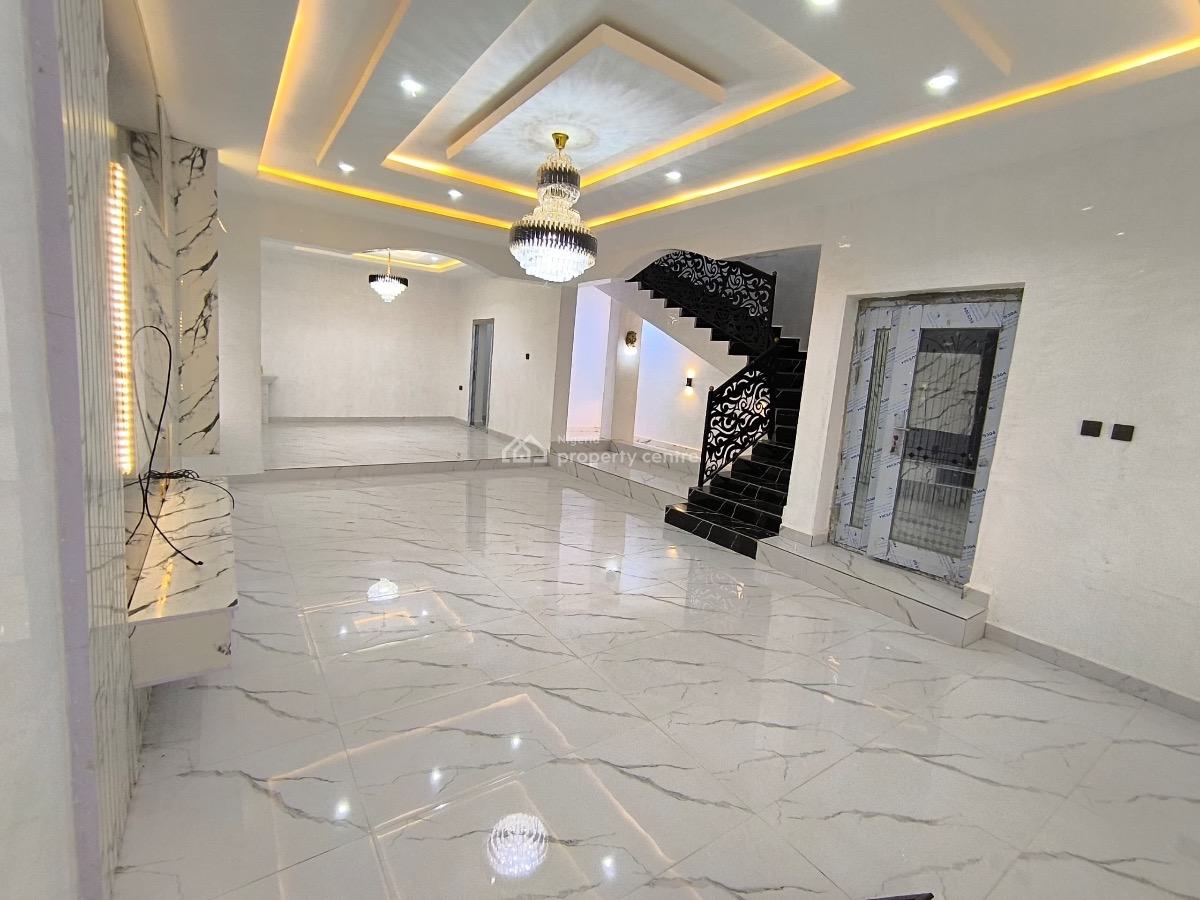 6 Bedroom Duplex in a Secured Estate, Awka, Anambra, Detached Duplex for Sale