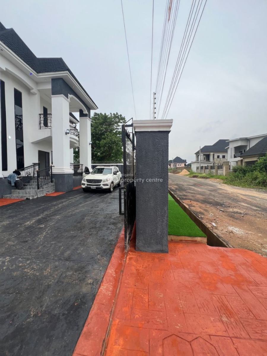 6 Bedroom Duplex in a Secured Estate, Awka, Anambra, Detached Duplex for Sale