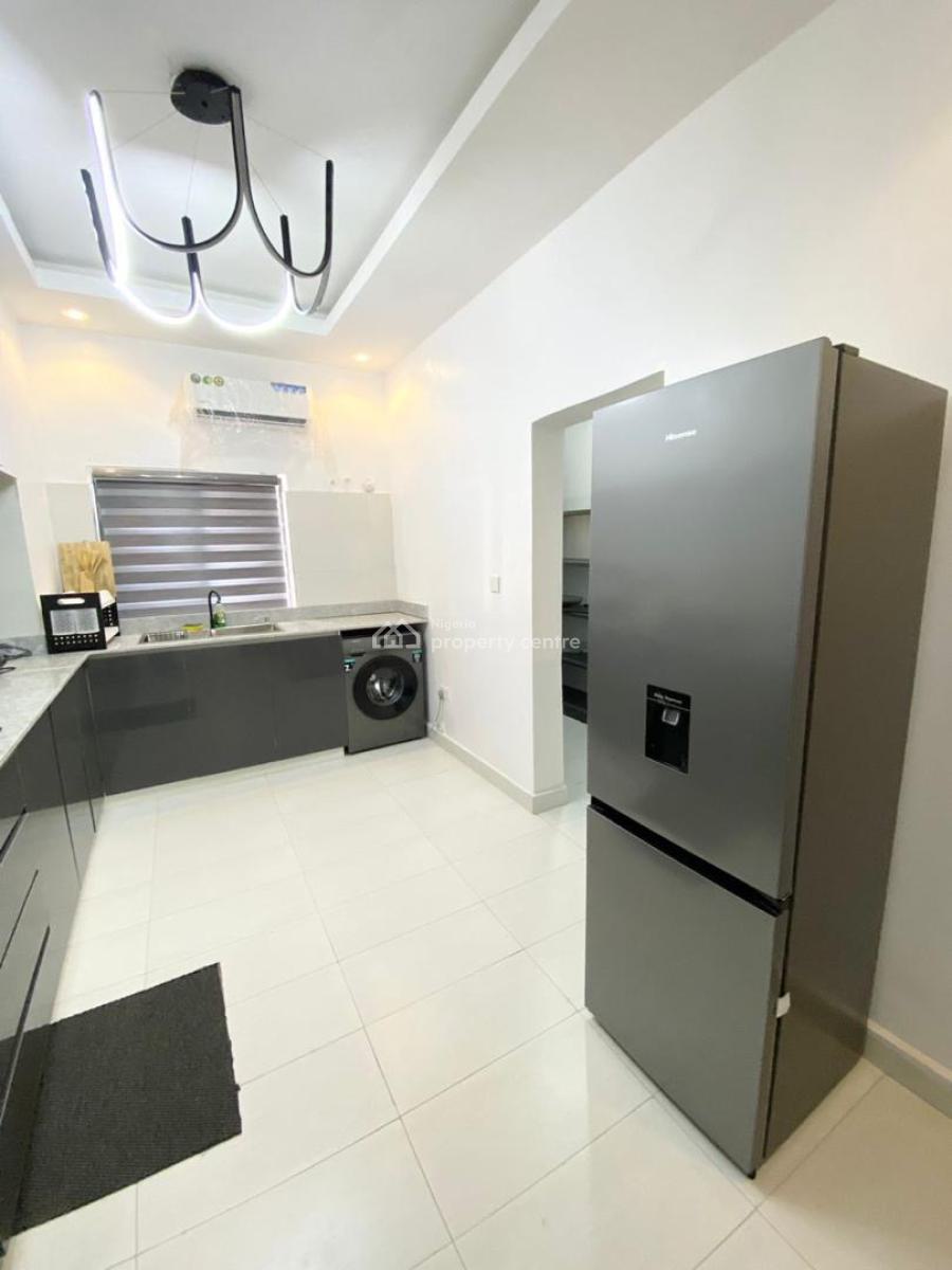 Luxury Two Bedroom Apartment, Lekki Phase 1, Lekki, Lagos, Flat / Apartment Short Let