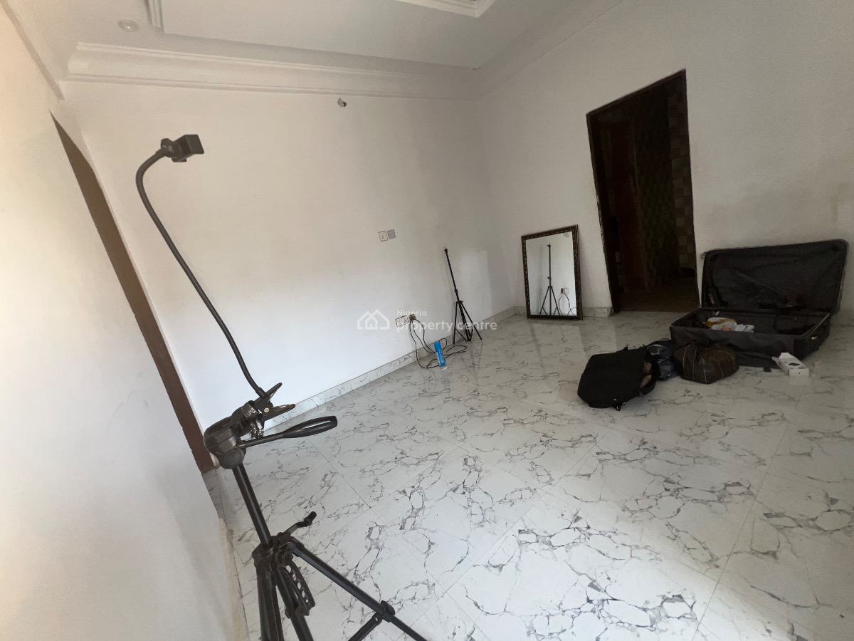 2 Bedrooms, Abraham Adesanya, Ajah, Lagos, Flat / Apartment for Rent