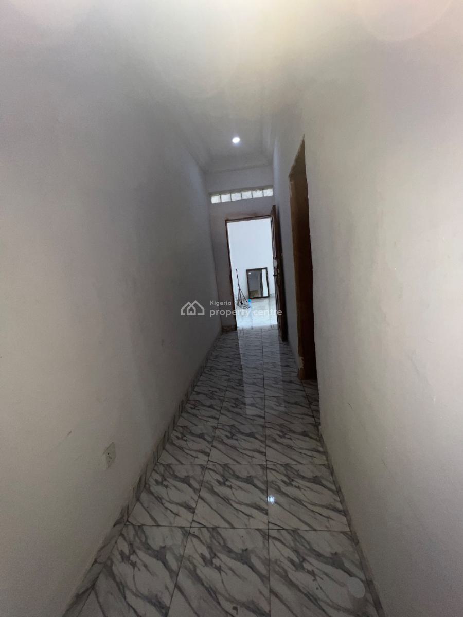 2 Bedrooms, Abraham Adesanya, Ajah, Lagos, Flat / Apartment for Rent