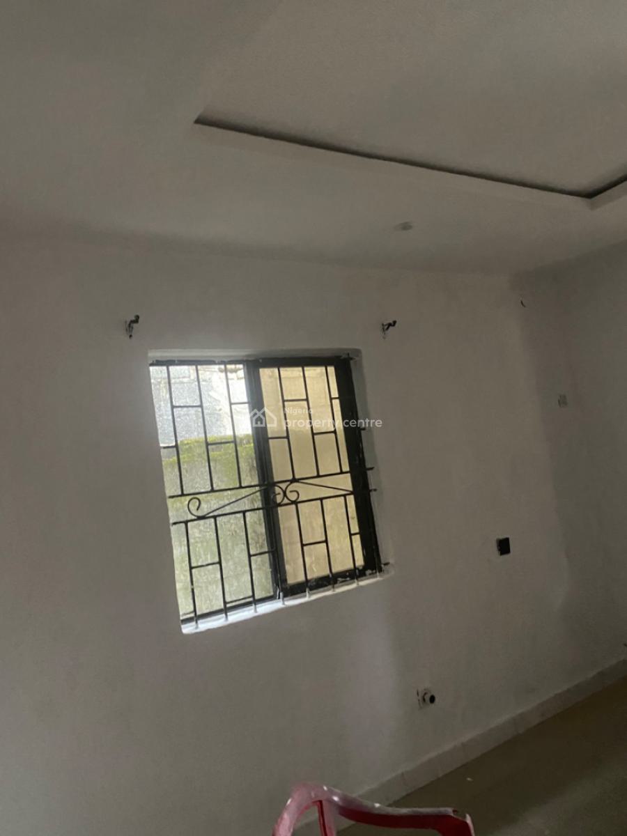 Luxuriously Spacious Nice Self Contain Apartmewith Excellent Finishing, No 12 B Rafiu Close Sangotedo, Sangotedo, Ajah, Lagos, Self Contain (single Rooms) for Rent