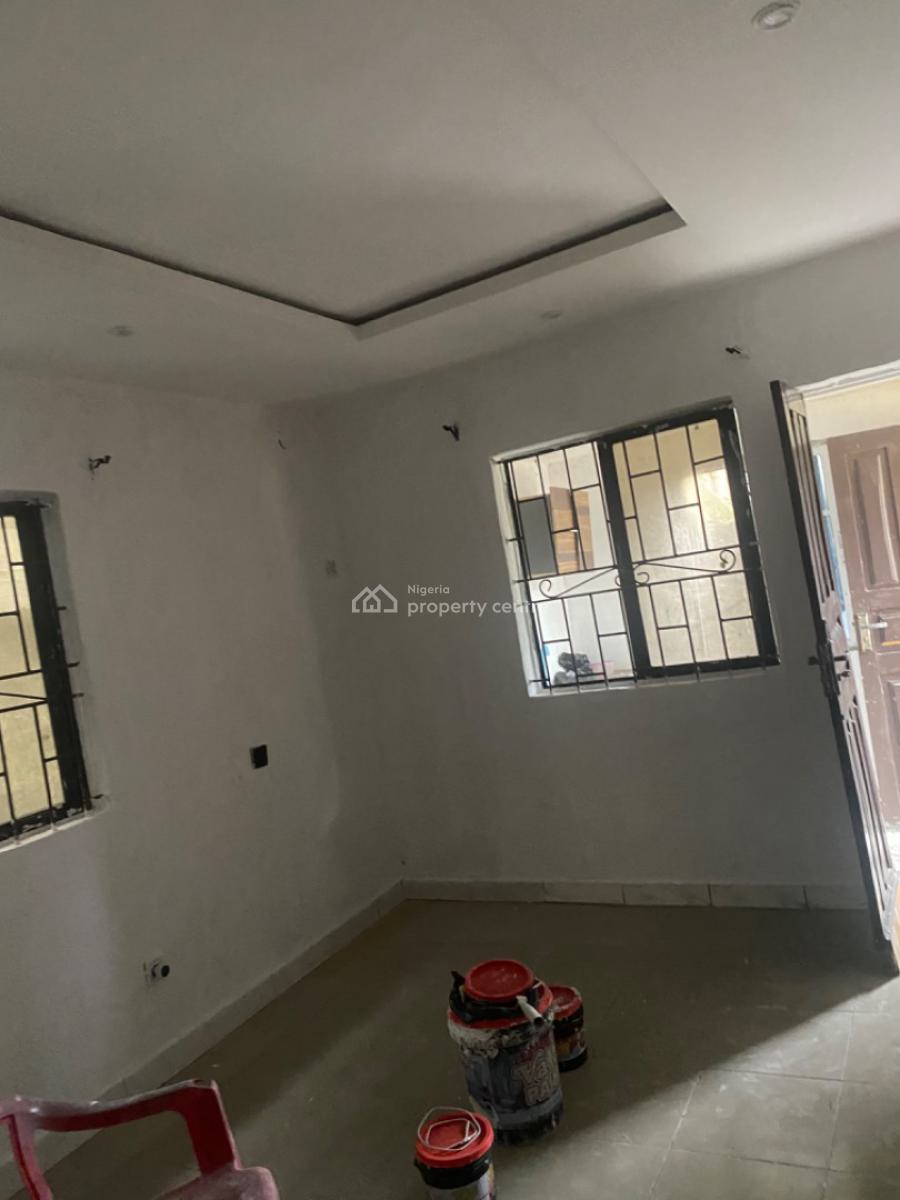 Luxuriously Spacious Nice Self Contain Apartmewith Excellent Finishing, No 12 B Rafiu Close Sangotedo, Sangotedo, Ajah, Lagos, Self Contain (single Rooms) for Rent