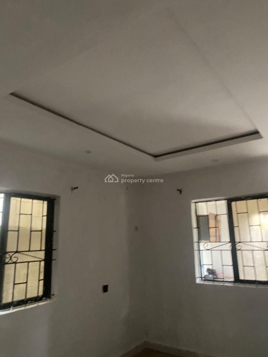 Luxuriously Spacious Nice Self Contain Apartmewith Excellent Finishing, No 12 B Rafiu Close Sangotedo, Sangotedo, Ajah, Lagos, Self Contain (single Rooms) for Rent