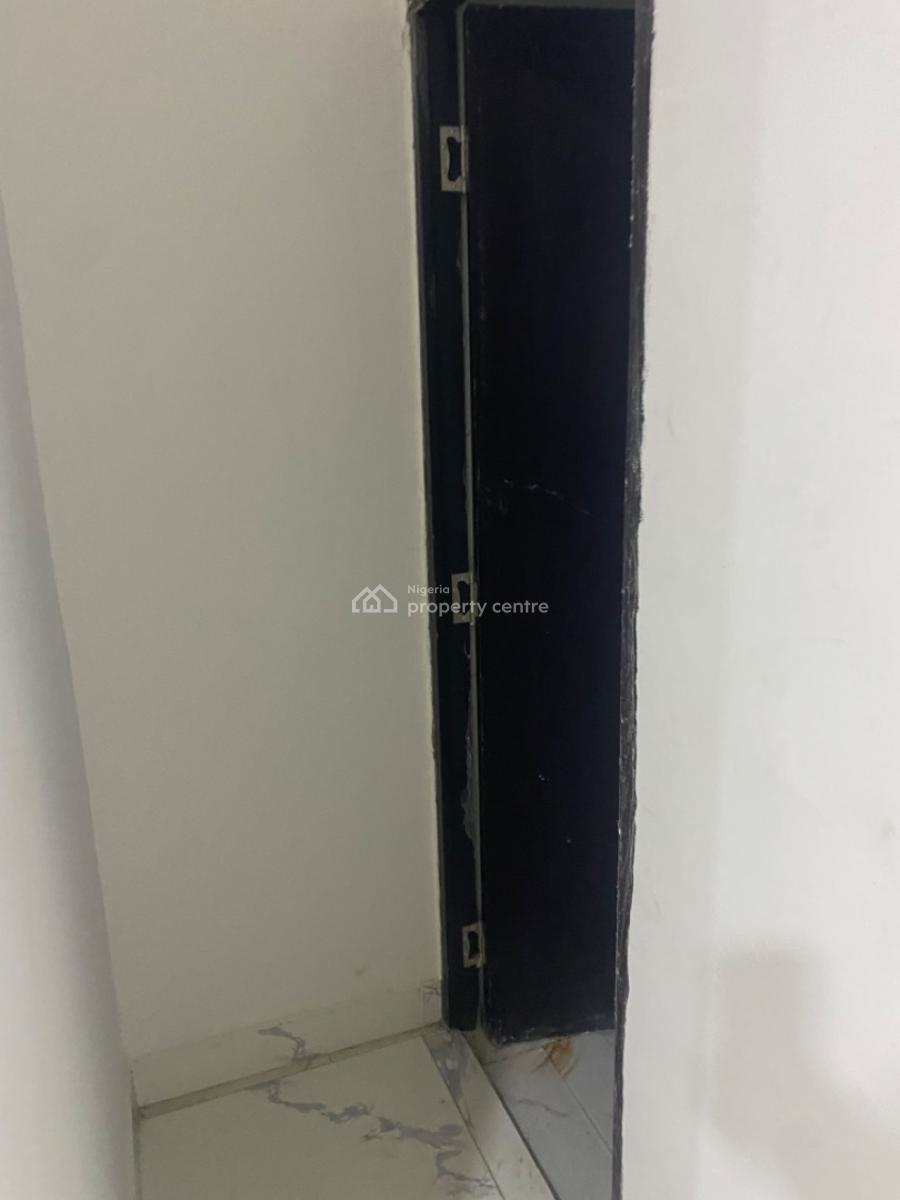 Luxuriously Spacious Mini Flat  Finishing Open Plan, No. 12b, Rafiu Close, Sangotedo, Ajah, Lagos, Mini Flat (room and Parlour) for Rent