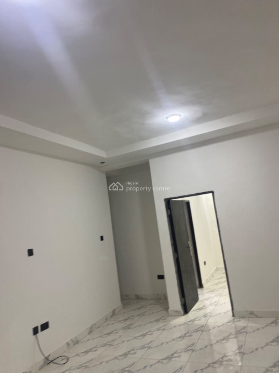 Luxuriously Spacious Mini Flat  Finishing Open Plan, No. 12b, Rafiu Close, Sangotedo, Ajah, Lagos, Mini Flat (room and Parlour) for Rent