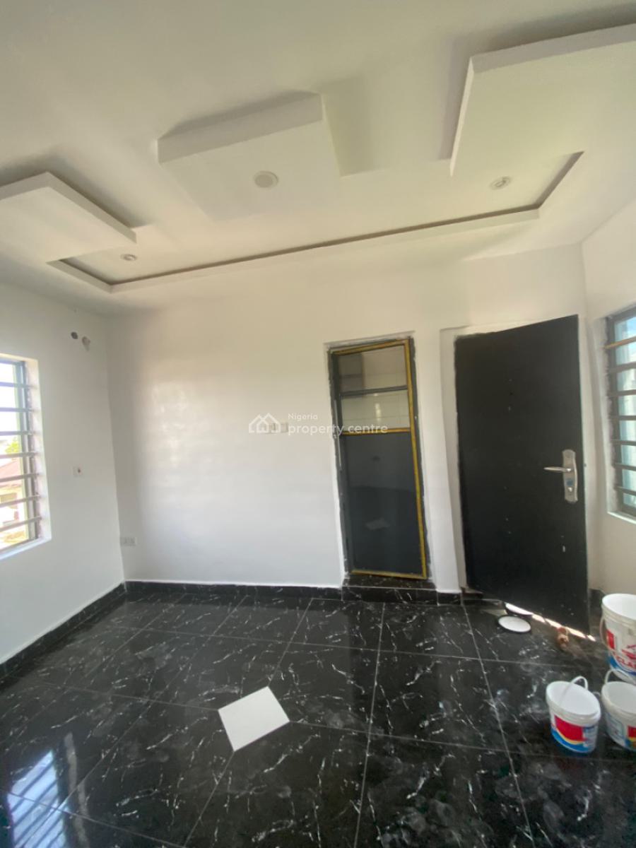 Luxuriously Spacious Mini Flat  Finishing, No. 12b, Rafiu Close  Abijo Gra Quarter, Abijo, Lekki, Lagos, Mini Flat (room and Parlour) for Rent