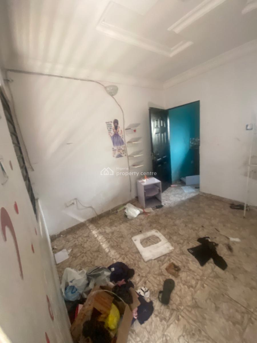 Luxuriously Spacious Self Contain with Excellent Finishing, No. 12b, Rafiu Close Sangotedo, Sangotedo, Ajah, Lagos, Self Contain (single Rooms) for Rent