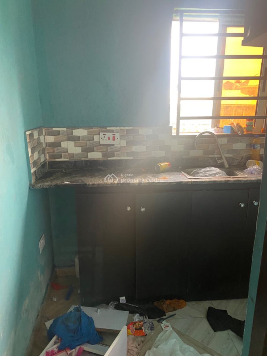 Luxuriously Spacious Self Contain with Excellent Finishing, No. 12b, Rafiu Close Sangotedo, Sangotedo, Ajah, Lagos, Self Contain (single Rooms) for Rent