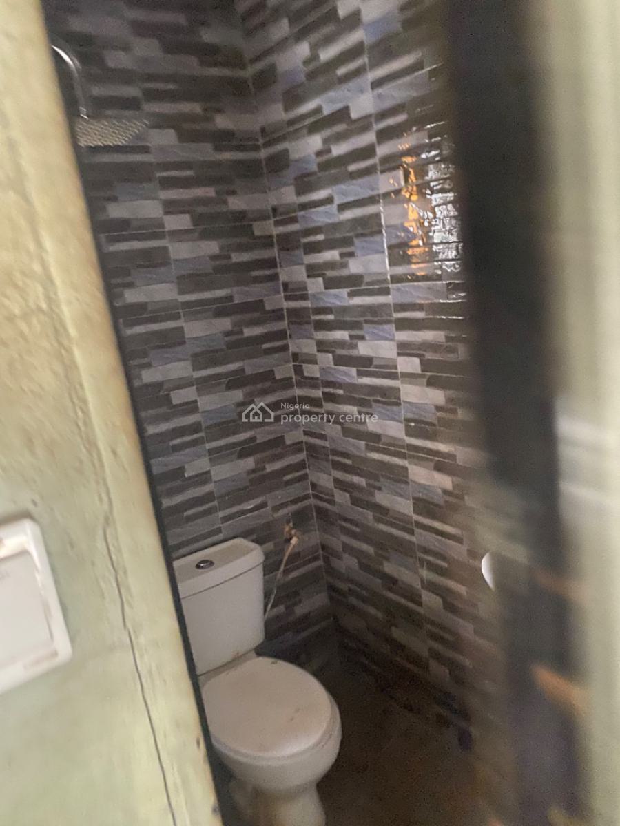 Luxuriously Spacious Self Contain with Excellent Finishing, No. 12b, Rafiu Close Sangotedo, Sangotedo, Ajah, Lagos, Self Contain (single Rooms) for Rent