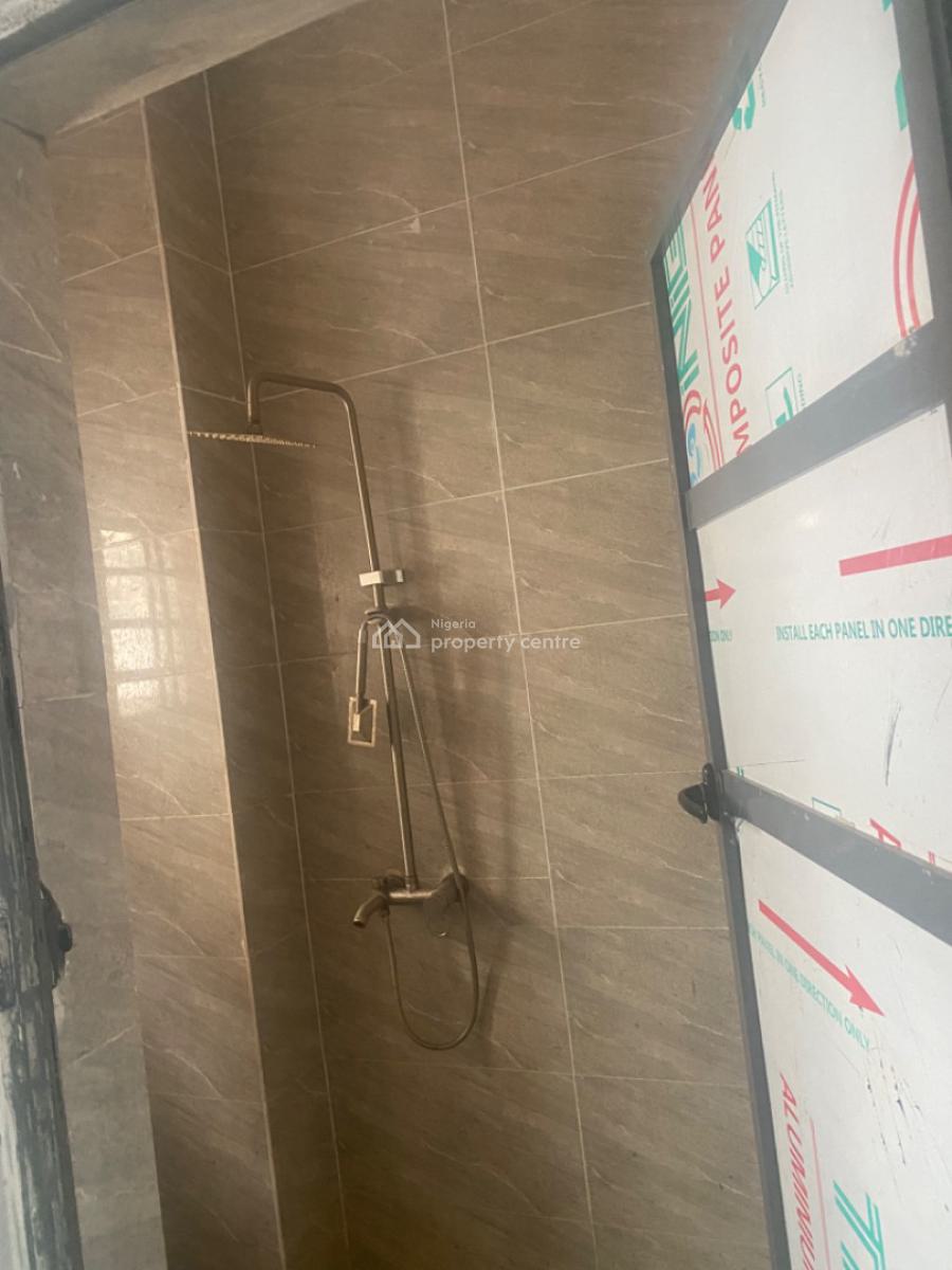 Luxuriously Spacious 2 Bedroom with Excellent Finishing, No. 12b, Rafiu Close, Sangotedo, Ajah, Lagos, House for Rent