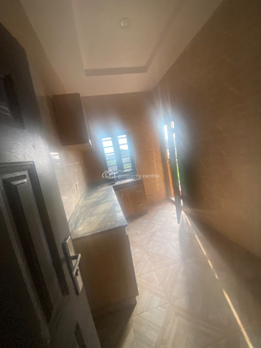 Luxuriously Spacious 2 Bedroom with Excellent Finishing, No. 12b, Rafiu Close, Sangotedo, Ajah, Lagos, House for Rent