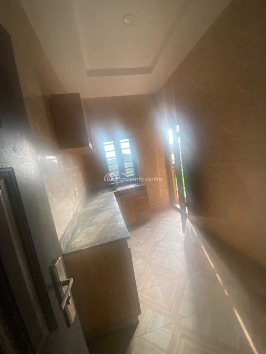Luxuriously Spacious 2 Bedroom with Excellent Finishing, No. 12b, Rafiu Close, Sangotedo, Ajah, Lagos, House for Rent