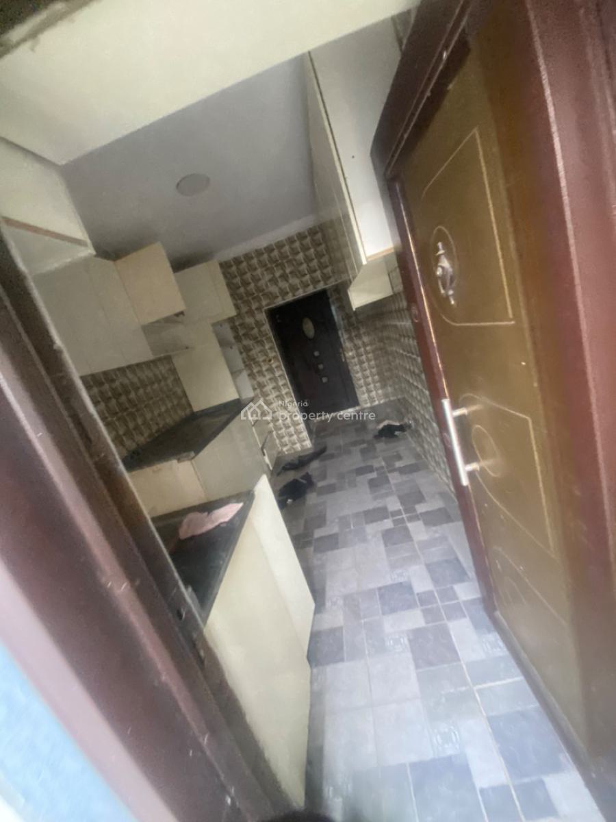 Luxuriously Spacious 3bedroom Flat with Excellent Finishing, No. 12b, Rafiu Close Sangotedo, Sangotedo, Ajah, Lagos, House for Rent