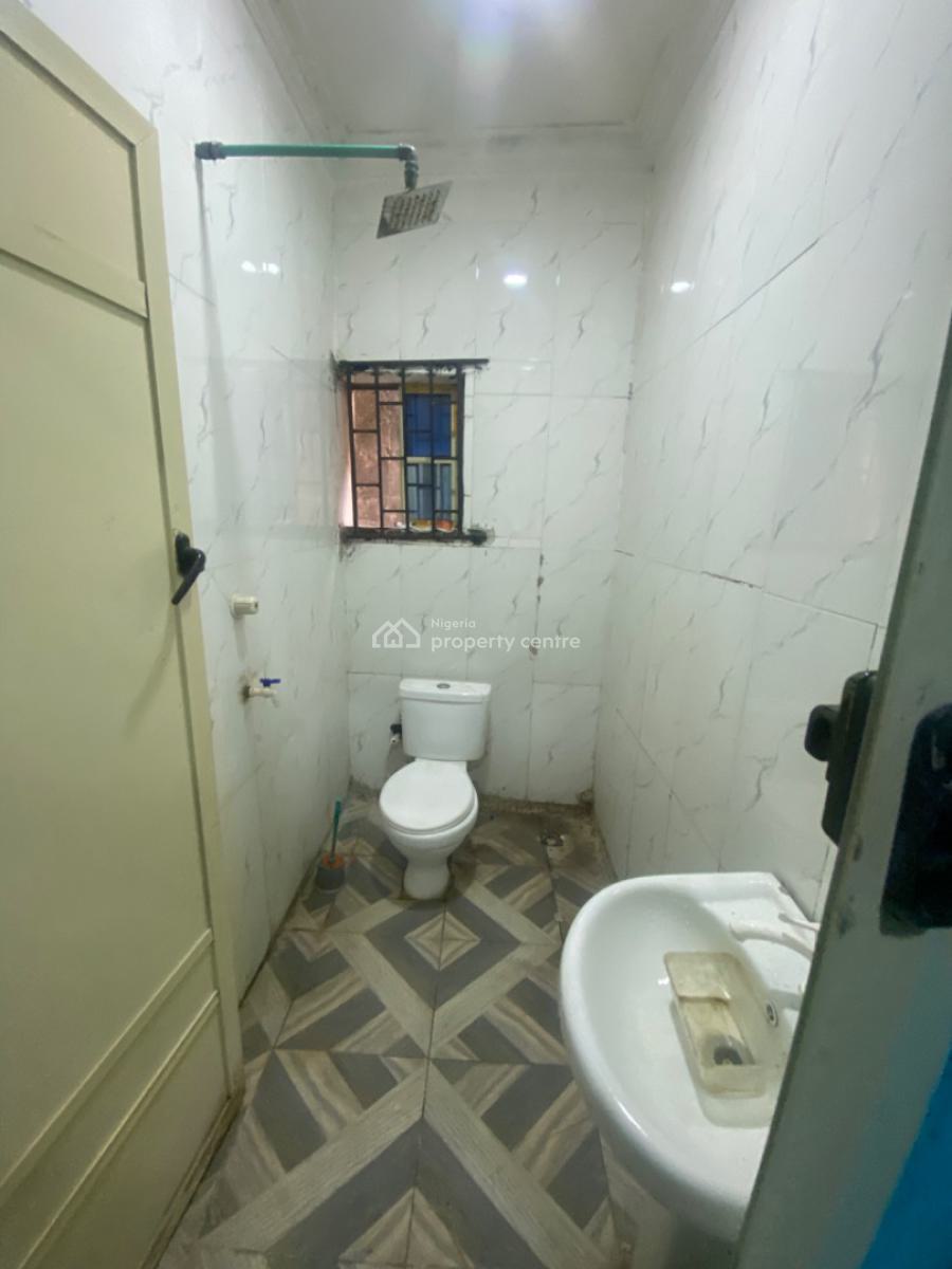 Luxuriously Spacious Mini Flat with Excellent Finishing, No. 12b, Rafiu Close Sangotedo, Sangotedo, Ajah, Lagos, Mini Flat (room and Parlour) for Rent