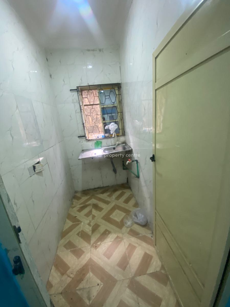 Luxuriously Spacious Mini Flat with Excellent Finishing, No. 12b, Rafiu Close Sangotedo, Sangotedo, Ajah, Lagos, Mini Flat (room and Parlour) for Rent