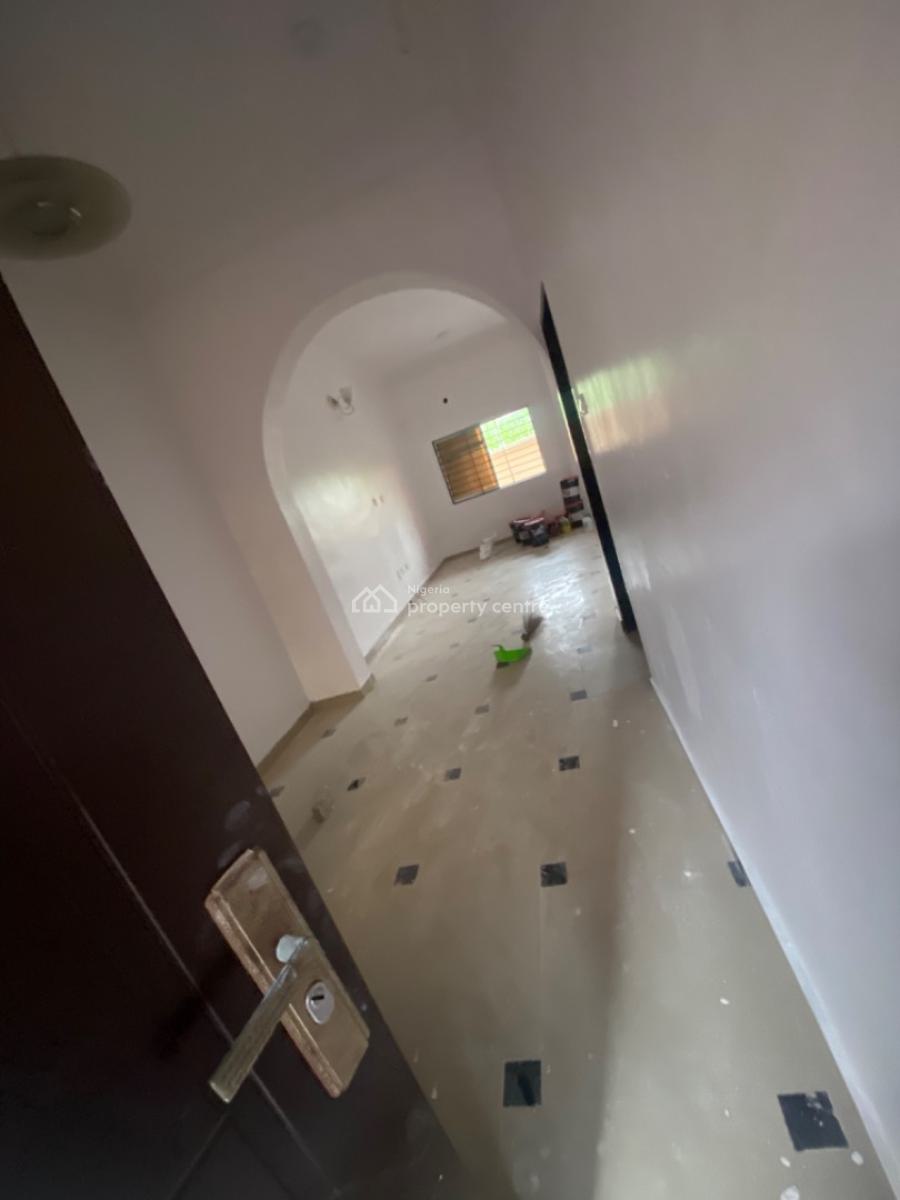 Luxuriously Spacious Nice 3bedroom Flat with Excellent Finishing, No. 12b, Rafiu Close Sangotedo, Sangotedo, Ajah, Lagos, House for Rent