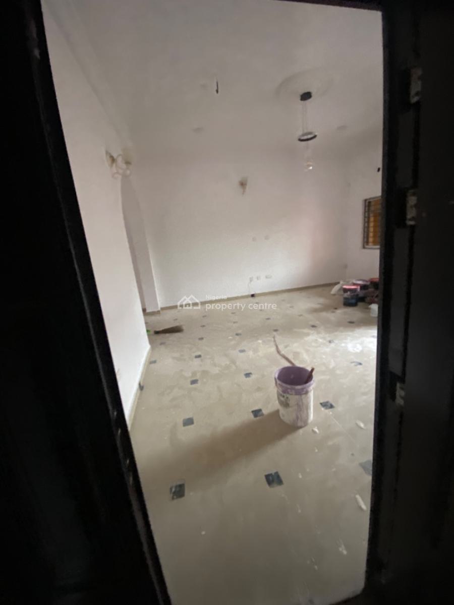 Luxuriously Spacious Nice 3bedroom Flat with Excellent Finishing, No. 12b, Rafiu Close Sangotedo, Sangotedo, Ajah, Lagos, House for Rent