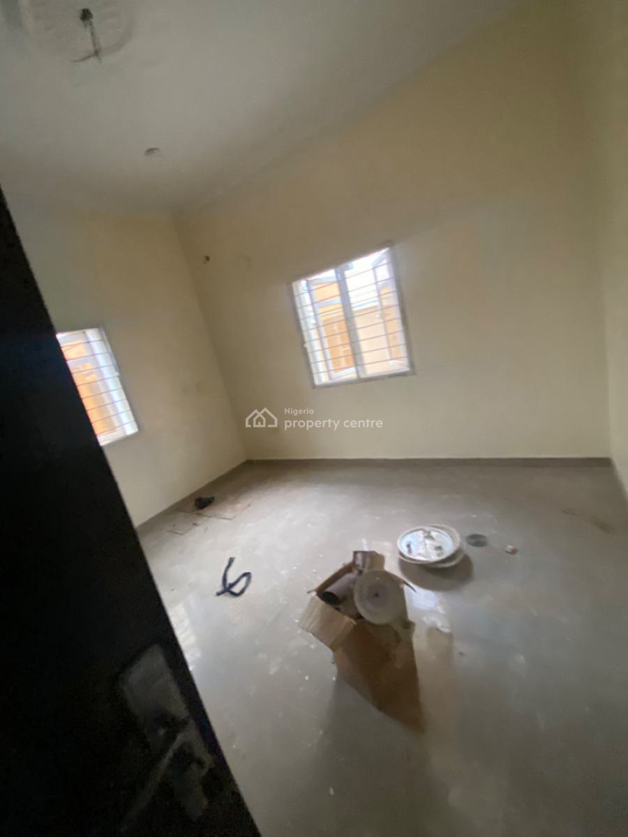 Luxuriously Spacious Nice 3bedroom Flat with Excellent Finishing, No. 12b, Rafiu Close Sangotedo, Sangotedo, Ajah, Lagos, House for Rent