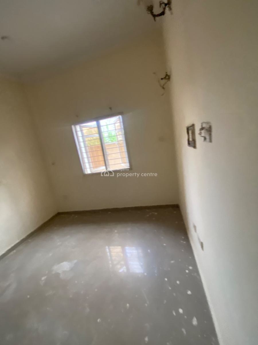 Luxuriously Spacious Nice 3bedroom Flat with Excellent Finishing, No. 12b, Rafiu Close Sangotedo, Sangotedo, Ajah, Lagos, House for Rent